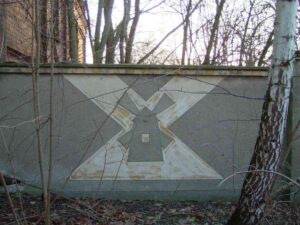 Mühlenrelief an Speicher lr